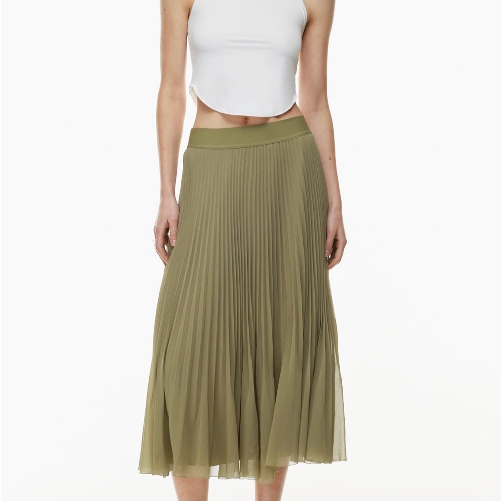 Aritzia Wilfred Twill Pleated Skirt Olive Green